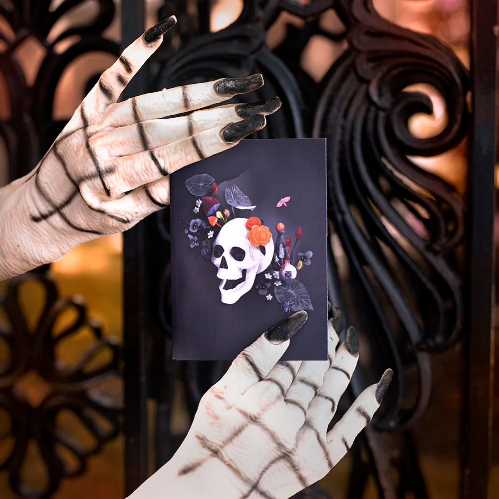 Enchantingly Eerie Halloween Pop-Up Card - Image 4